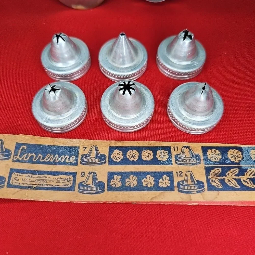 Cake Icing Decorating Set Cookie Decorator LORRAINE METAL NY Vintage 6 Tips